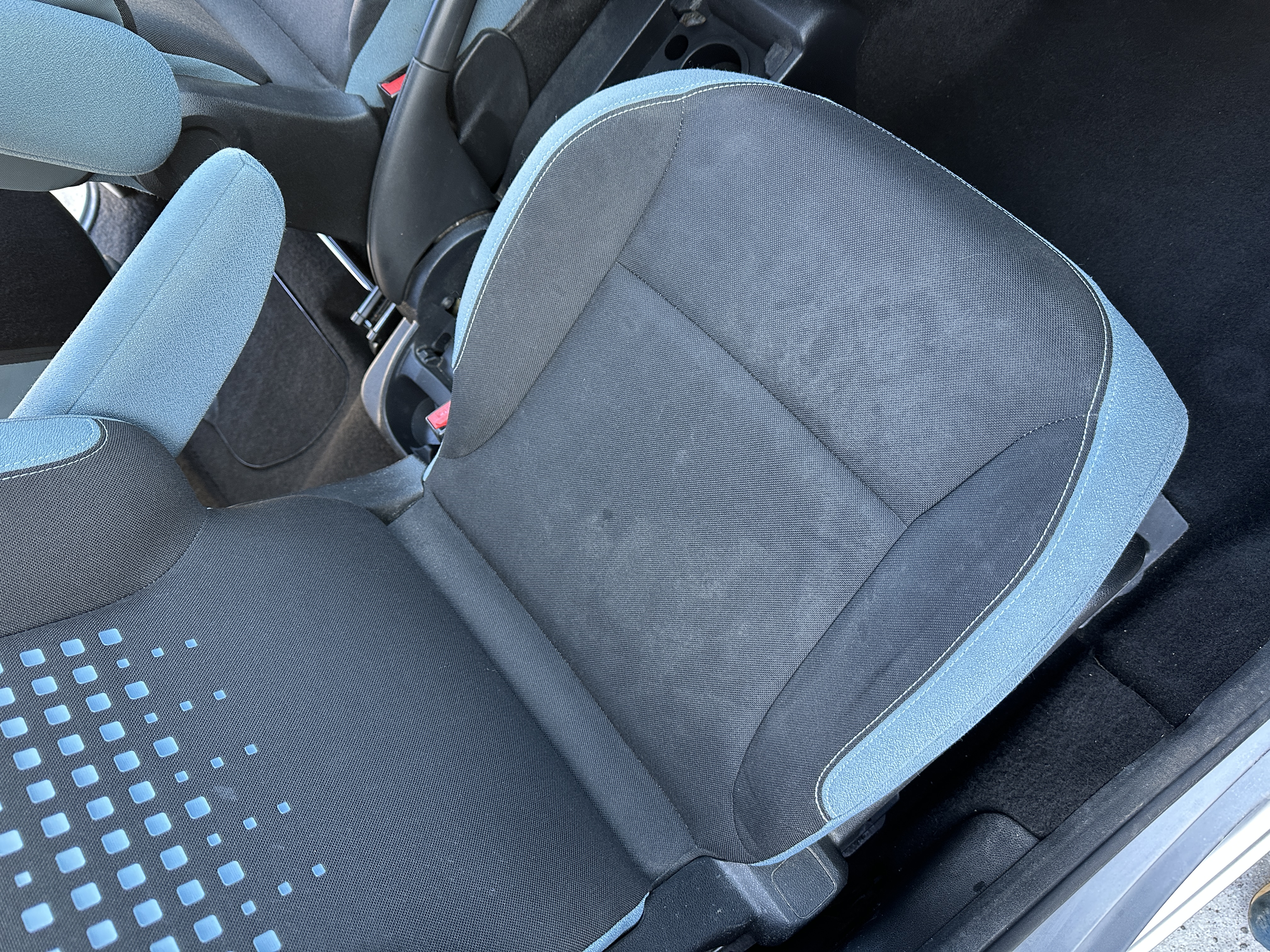 Sièges avant nettoyage